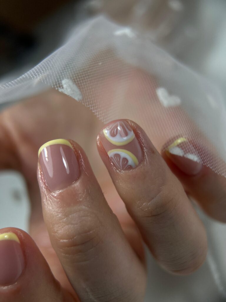 Curso de Manicura Rusa y Nivelación con Semipermanente
